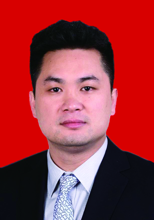 常务副会长兼秘书长   周鑫鹏